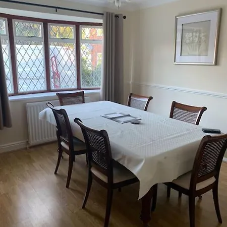 Super King Bed Suite, Executive Office, Fast Wifi, Free Parking St Ives  Exterior photo